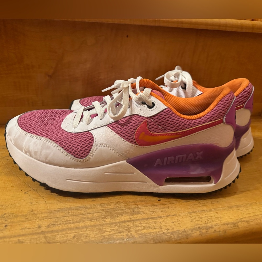 Nike Air Max SYSTM Sneakers Athletic Shoes sz 11 Women's FD0825-600 Pink/Orange